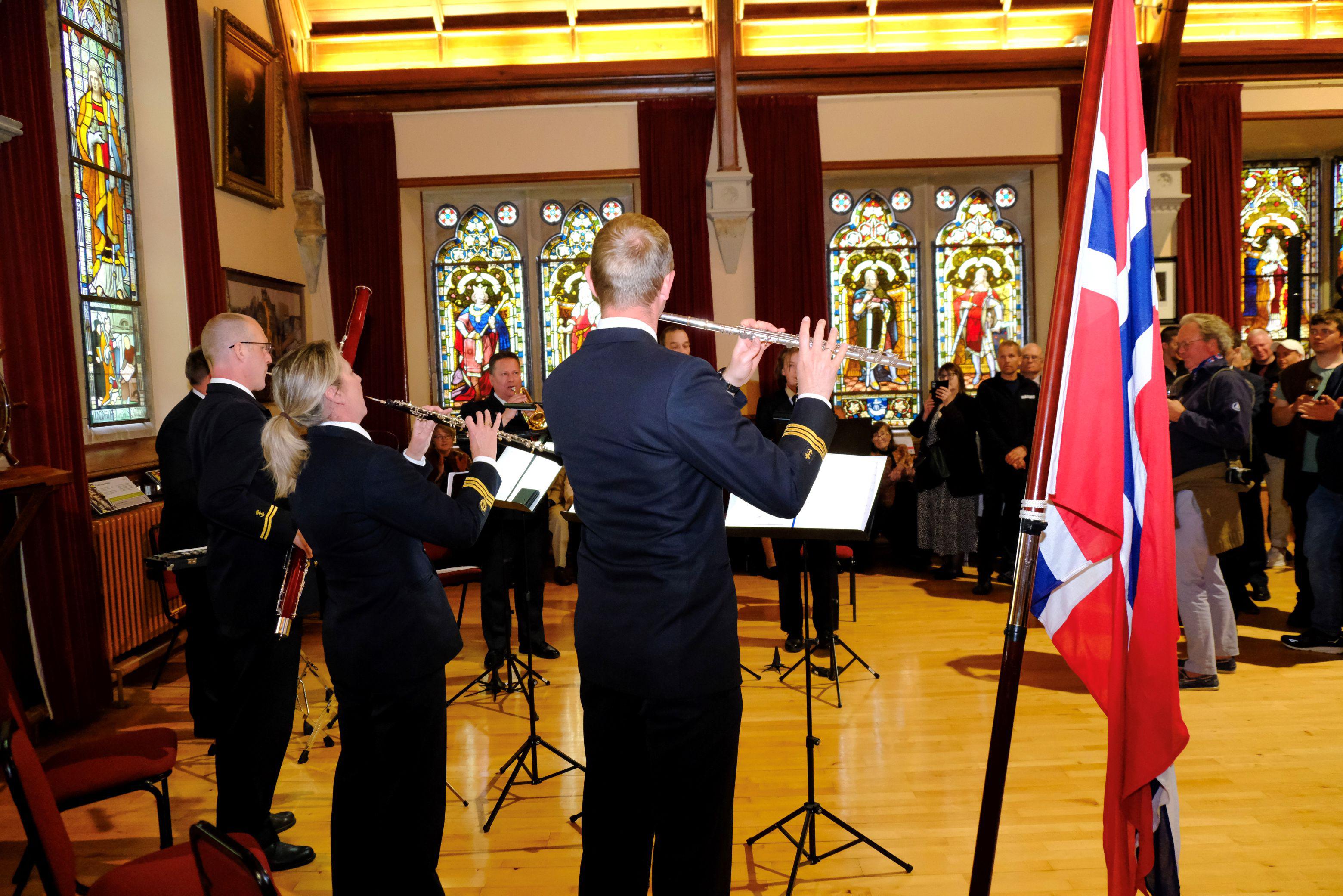 Musicians from the Norwegian Naval band play at the reception