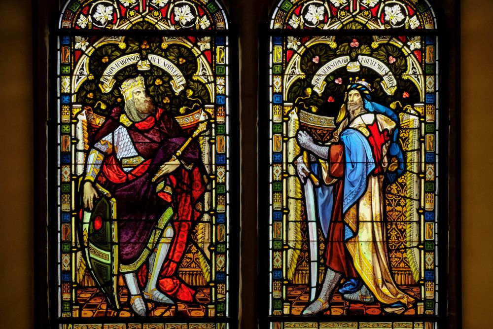 Hakon and rognwald window