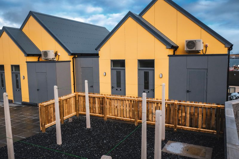 North road exterior west