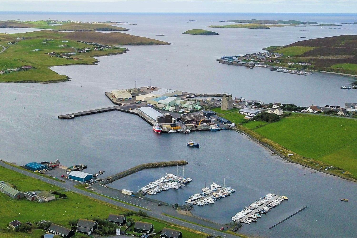 Scalloway aerial view 02 sml